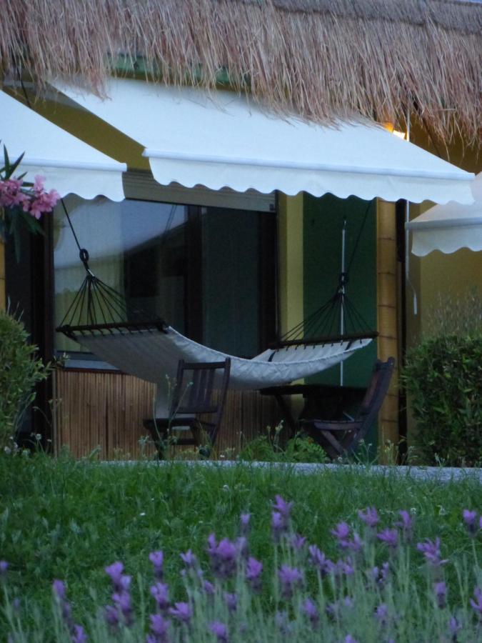 Bamboohouse Motel Riazzino Extérieur photo