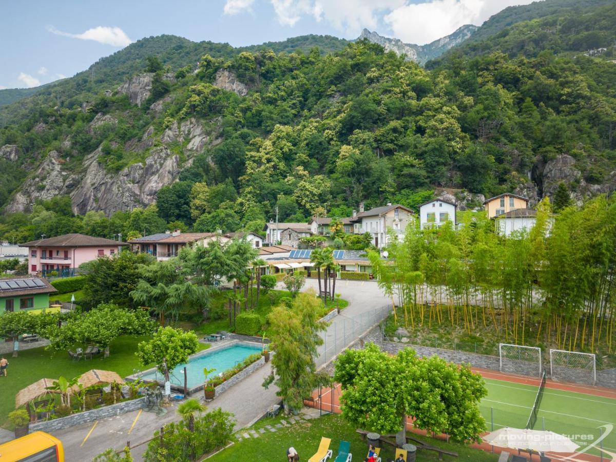 Bamboohouse Motel Riazzino Extérieur photo