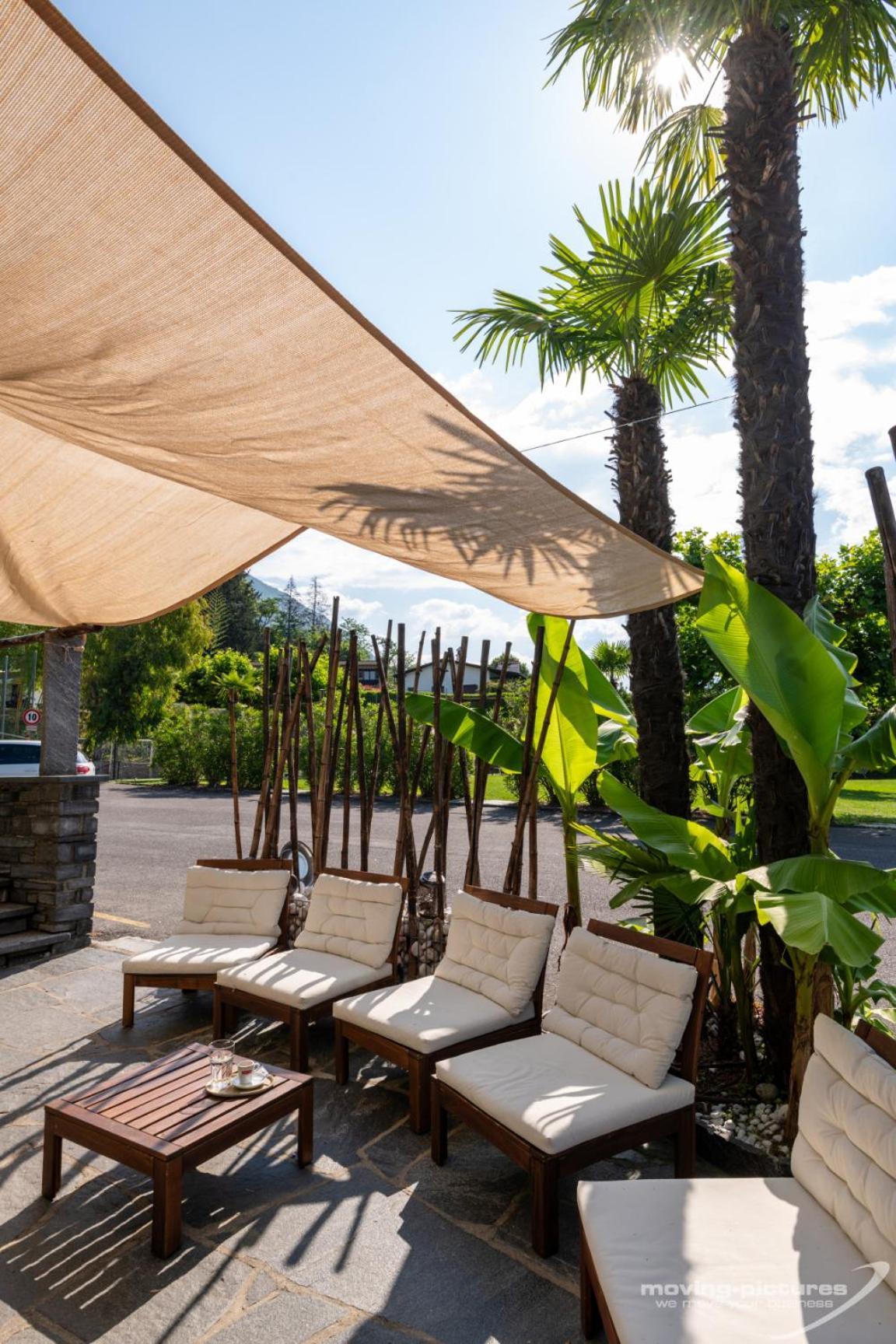 Bamboohouse Motel Riazzino Extérieur photo